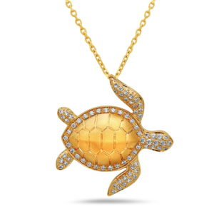 Sea Turtle Yellow Gold Pendant with Diamonds