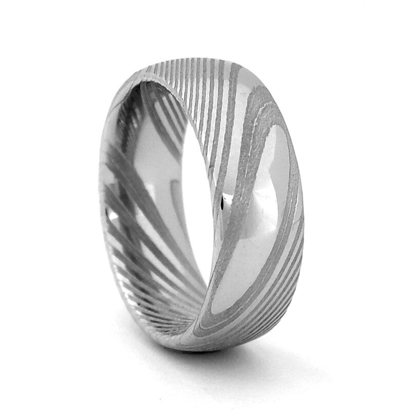 Ring Damascus Steel – The Bronze Lady