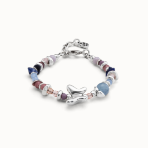 Inspired by elements of nature always present in UNOde50’s history, the Free collection includes jewelry like this bracelet with multicolored handcrafted crystals in blue and pink tonalities, and a central butterfly. This jewel is Made in Spain, 100% handcrafted, achieving a unique design finish.